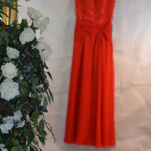 Long Formal Red Embellished Dress SZ S NWT - Picture 5 of 9